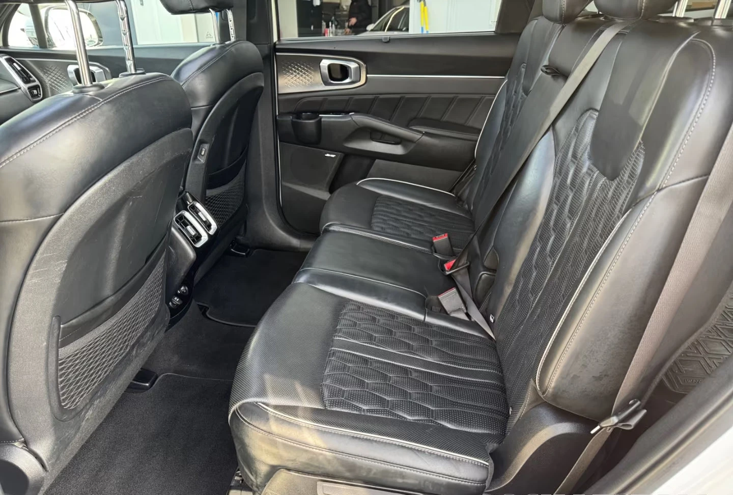 Kia Sorento PHEV/265HP/PLATINUM/PANO/360/MEMO/BOSE/311q, снимка 10 - Автомобили и джипове - 54567079