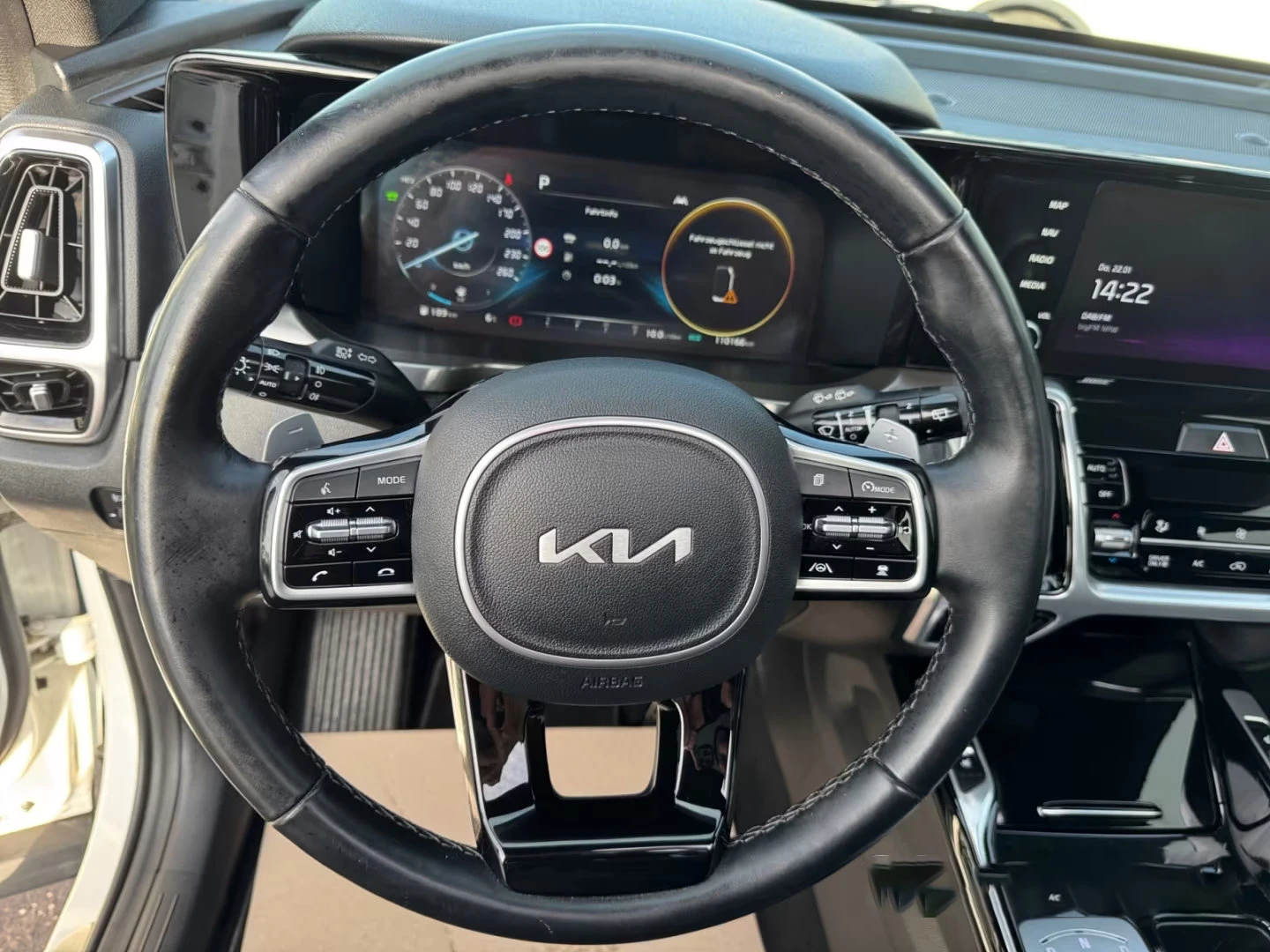 Kia Sorento PHEV/265HP/PLATINUM/PANO/360/MEMO/BOSE/311q, снимка 8 - Автомобили и джипове - 54567079