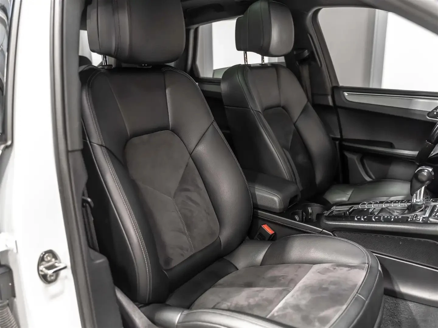 Porsche Macan ЦЕНА ДО БЪЛГАРИЯ РЕГИСТРАЦИЯ & АВТОКРЕДИТ, снимка 9 - Автомобили и джипове - 55153726
