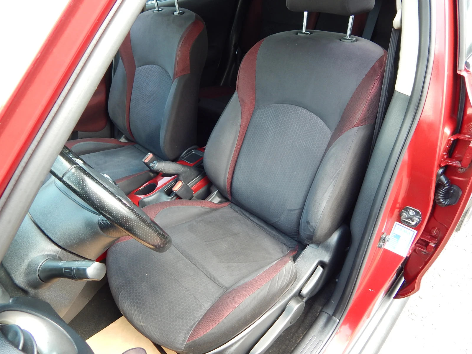 Nissan Juke 1.6i* EURO5* , снимка 14 - Автомобили и джипове - 55249724