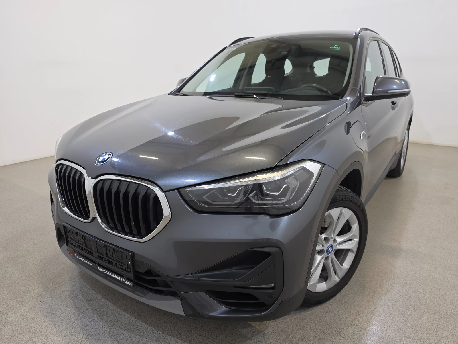 BMW X1 xDrive25e Plug-In Hybrid, снимка 2 - Автомобили и джипове - 55276606