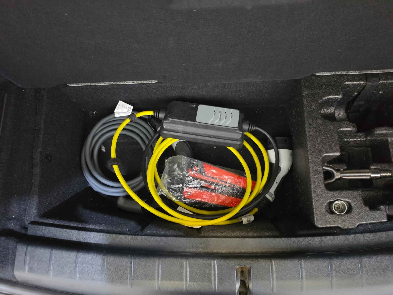BMW X1 xDrive25e Plug-In Hybrid, снимка 7 - Автомобили и джипове - 55276606