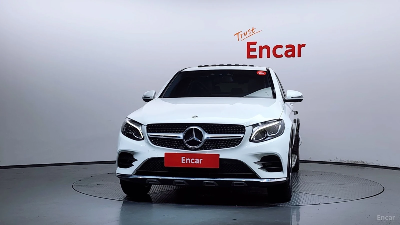 Mercedes-Benz GLC 220 D COUPE 4MATIC Автокредит Цена до България, снимка 3 - Автомобили и джипове - 55491838