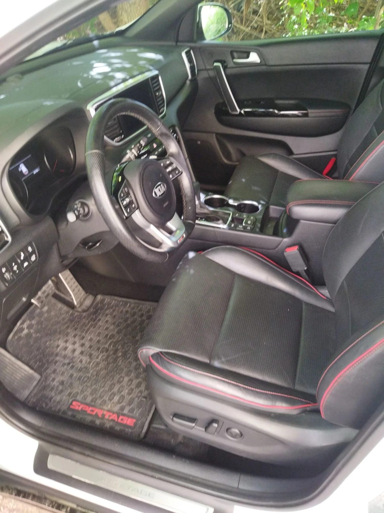 Kia Sportage, снимка 10 - Автомобили и джипове - 56420453