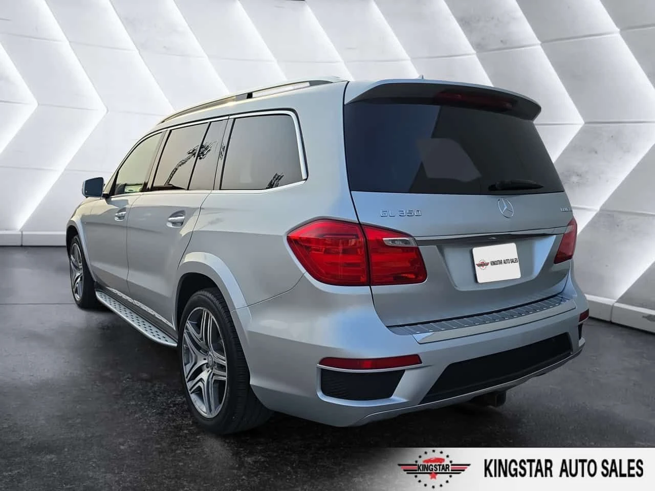 Mercedes-Benz GL 350 4MATIC BlueTEC| CARFAX | БЕЗ ИНЦИДЕНТИ | ДВА КЛЮЧA, снимка 3 - Автомобили и джипове - 55636097
