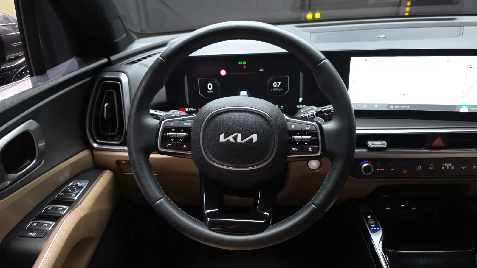 Kia Sorento 2.2 4WD Prestige , снимка 13 - Автомобили и джипове - 56562674