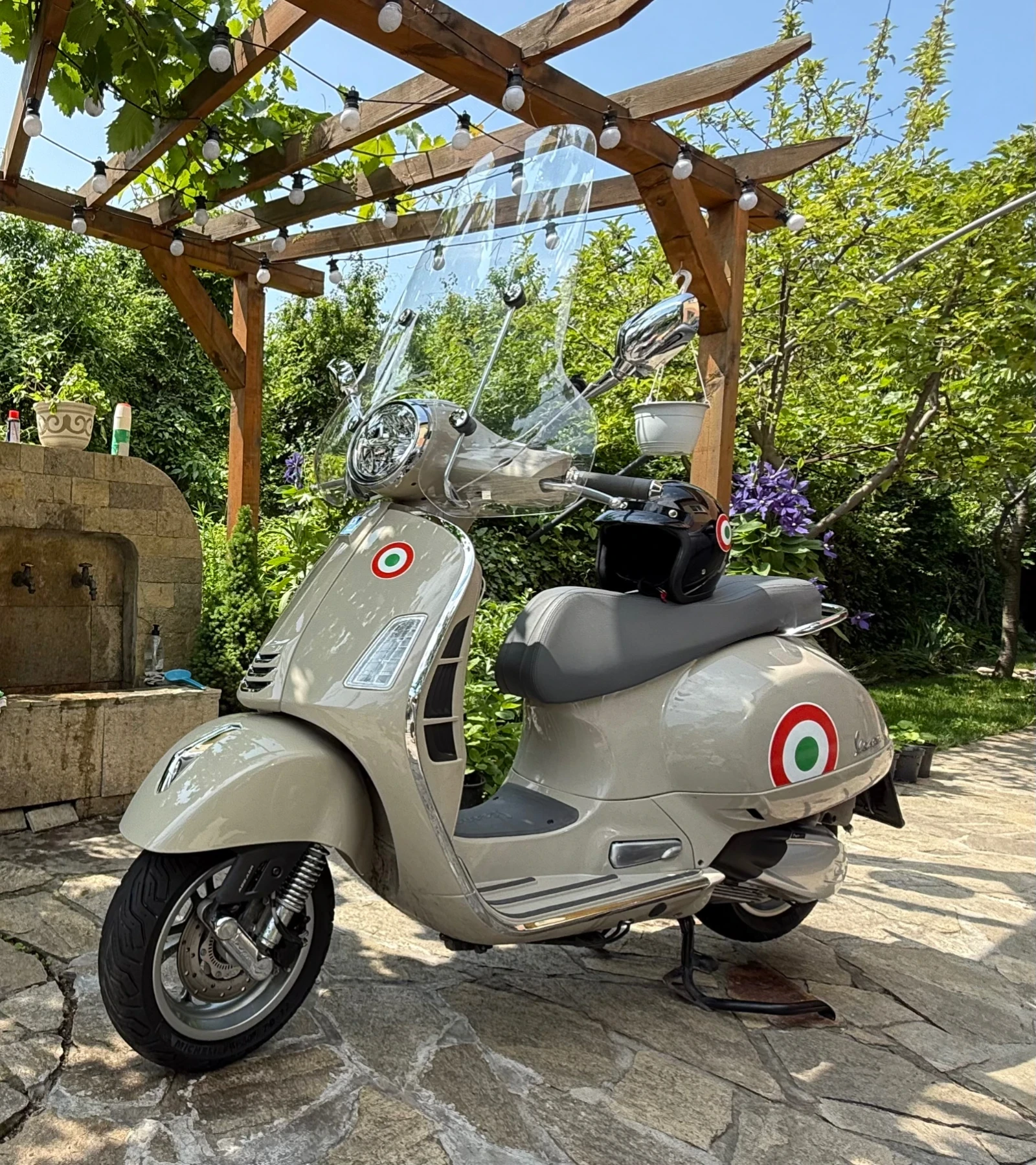 Vespa GTS 300 hpe, снимка 5 - Мотоциклети и мототехника - 55497273