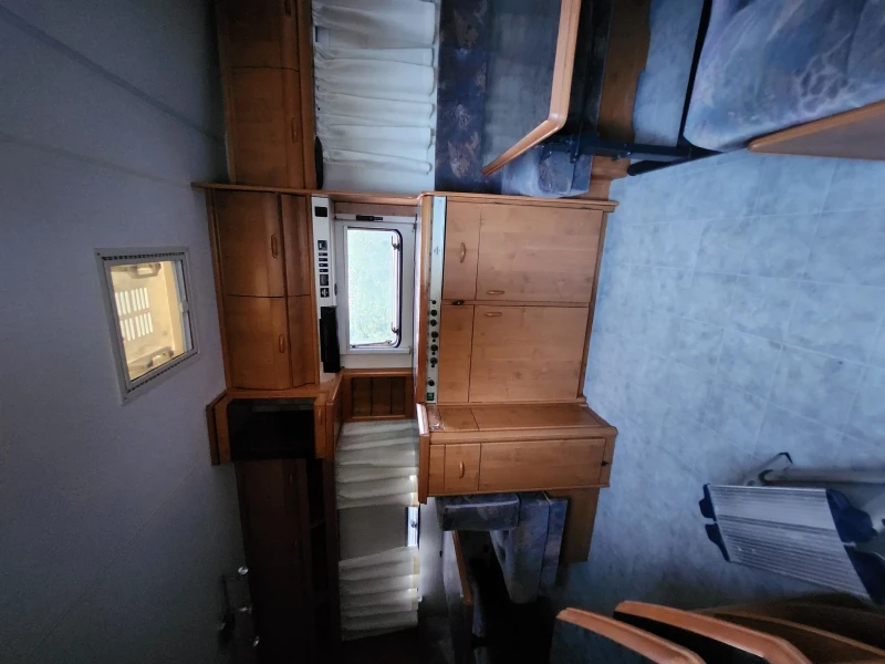 Каравана Hobby 590, снимка 10 - Каравани и кемпери - 50819082