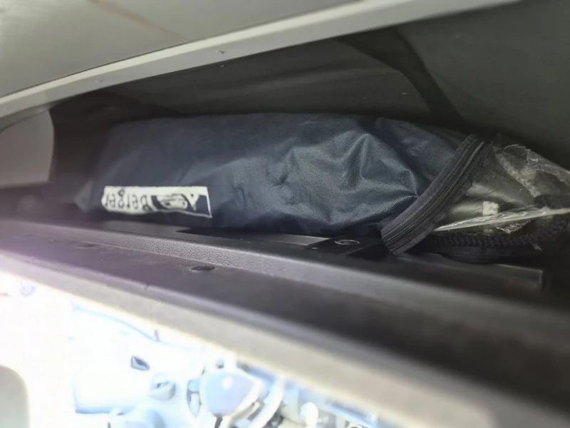 Кемпер Renault Master, снимка 15 - Каравани и кемпери - 52169980