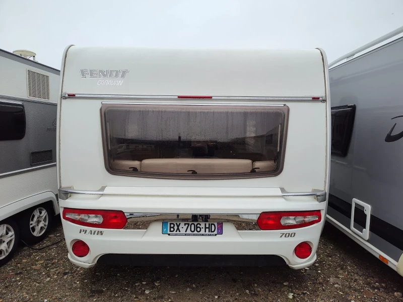 Каравана Fendt PLATIN 700, снимка 3 - Каравани и кемпери - 52352643