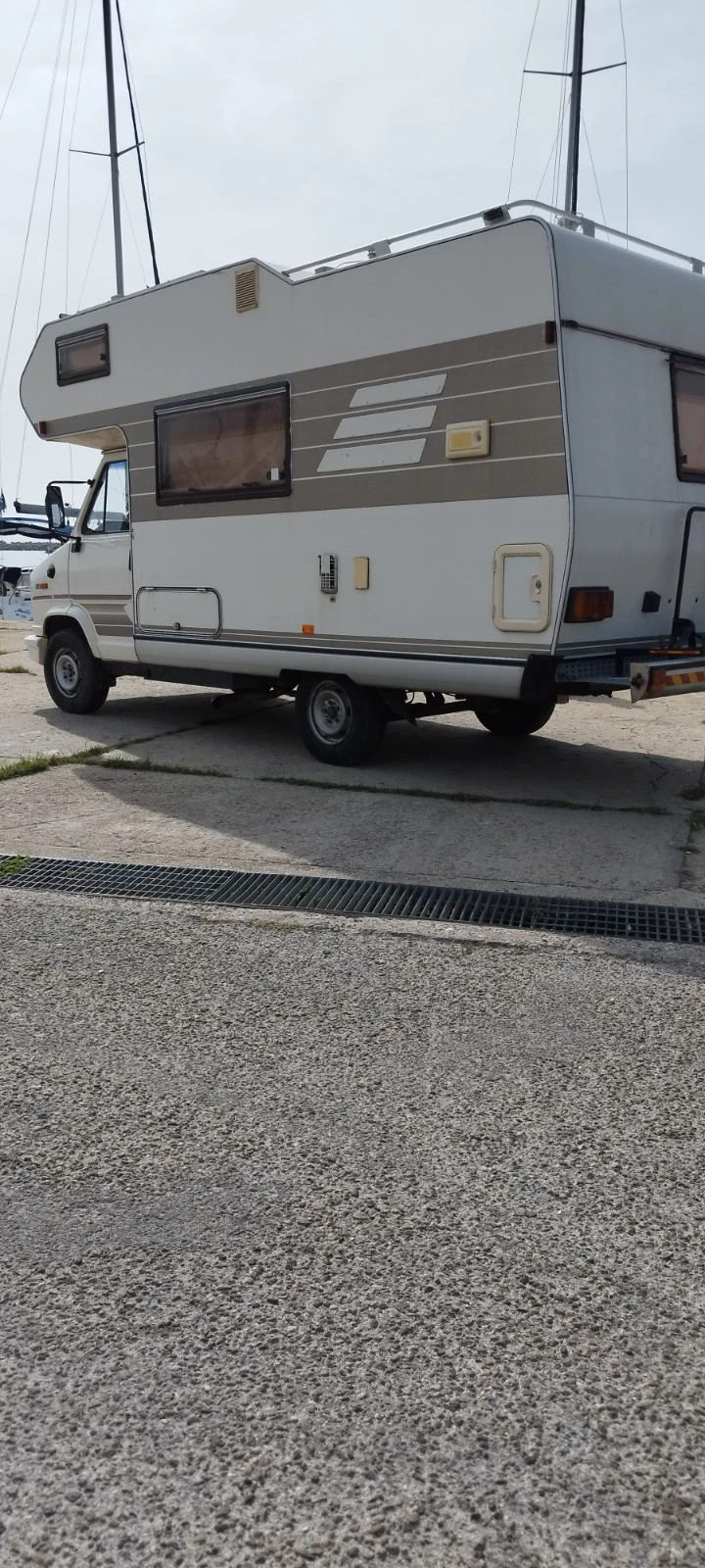 Кемпер HYMER / ERIBA Фиат , снимка 3 - Каравани и кемпери - 55587151