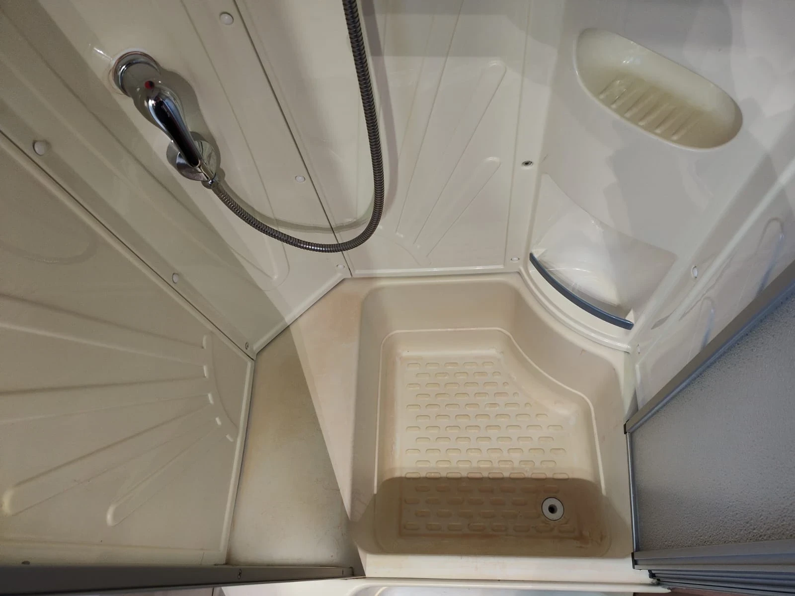 Каравана Fendt PLATIN 700 - изображение 9