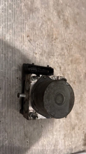     ABS  / ABS   Toyota Aygo  - 0265800441