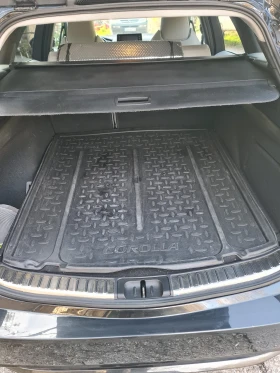 Toyota Corolla Lounge, снимка 15