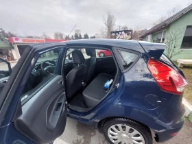 Ford Fiesta 1.25 бензин, снимка 9