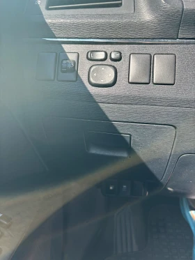 Toyota Avensis T27 2.2 D-CAT Automatic - 5000 € / 9779.15 лв. - 52407559 12