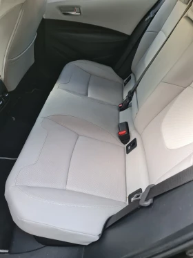 Toyota Corolla Lounge - 24850 € / 48602.38 лв. - 99764664 14