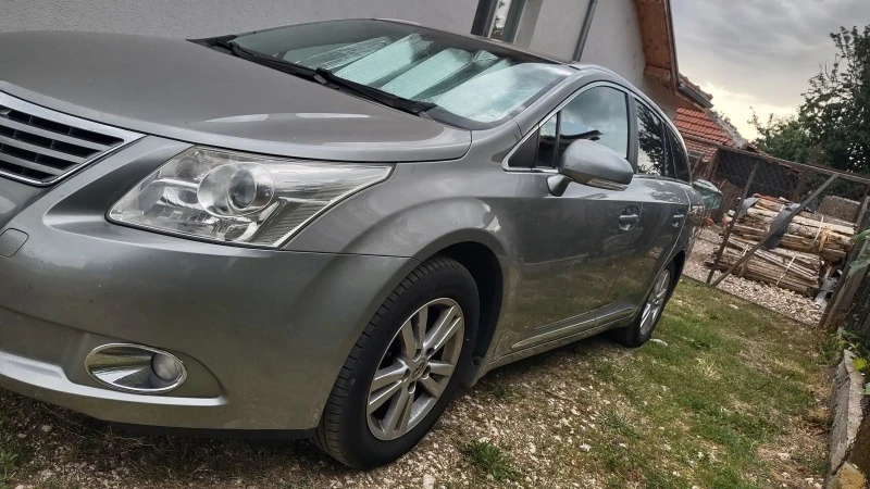 Toyota Avensis, снимка 9 - Автомобили и джипове - 46593720