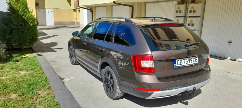 Skoda Octavia Scout 2.0 tdi 150к.с, снимка 5 - Автомобили и джипове - 47356518