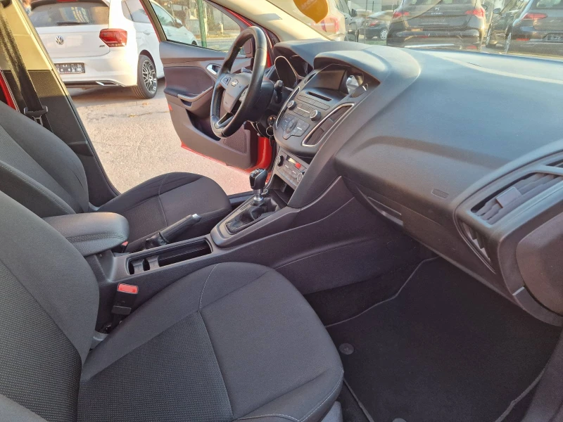 Ford Focus 1.6 DISEL, снимка 16 - Автомобили и джипове - 47940393