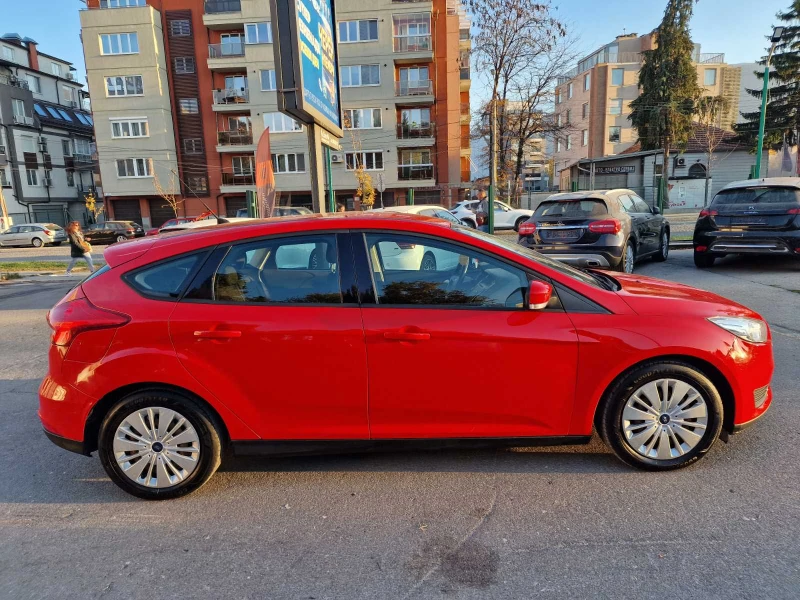 Ford Focus 1.6 DISEL, снимка 8 - Автомобили и джипове - 47940393