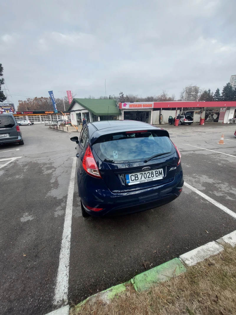 Ford Fiesta 1.25 бензин, снимка 10 - Автомобили и джипове - 48549434