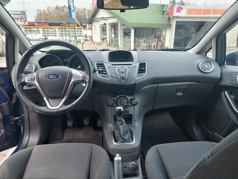 Ford Fiesta 1.25 бензин, снимка 3 - Автомобили и джипове - 48549434