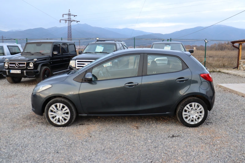 Mazda 2 1.3 Active, снимка 7 - Автомобили и джипове - 49208579