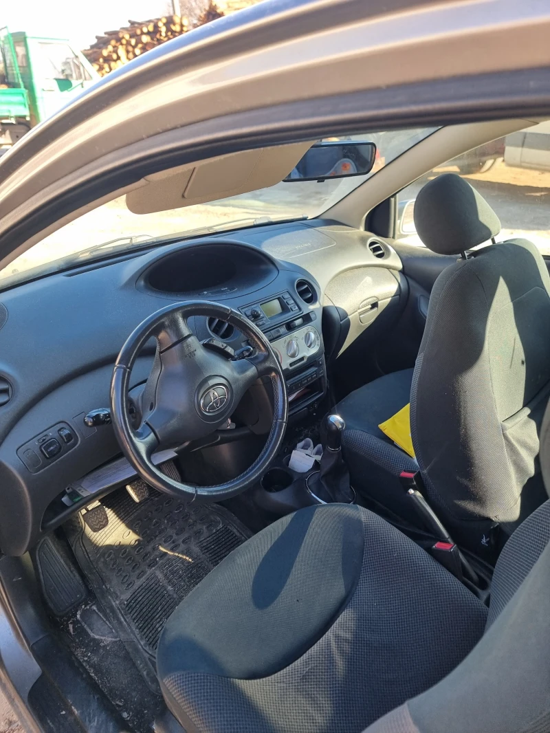 Toyota Yaris, снимка 4 - Автомобили и джипове - 49263133