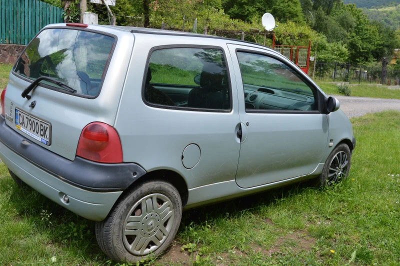 Renault Twingo i, снимка 3 - Автомобили и джипове - 50806440