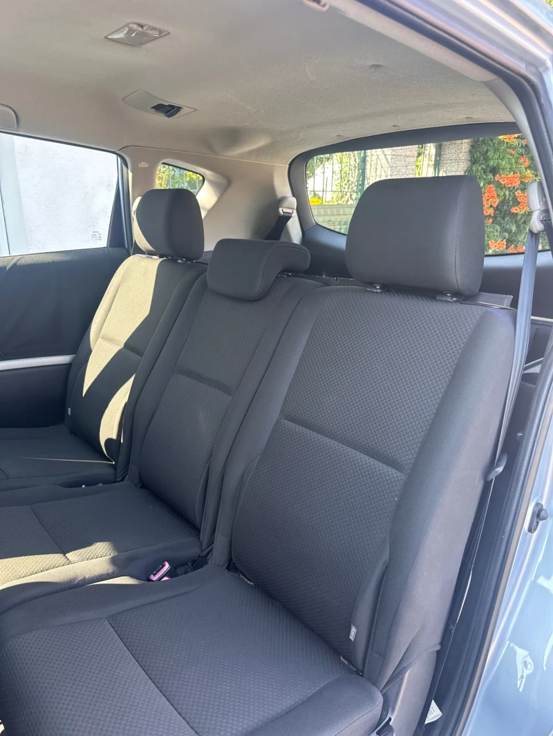 Toyota Corolla verso 1.8 VVT-I 6+ 1, снимка 14 - Автомобили и джипове - 52112583