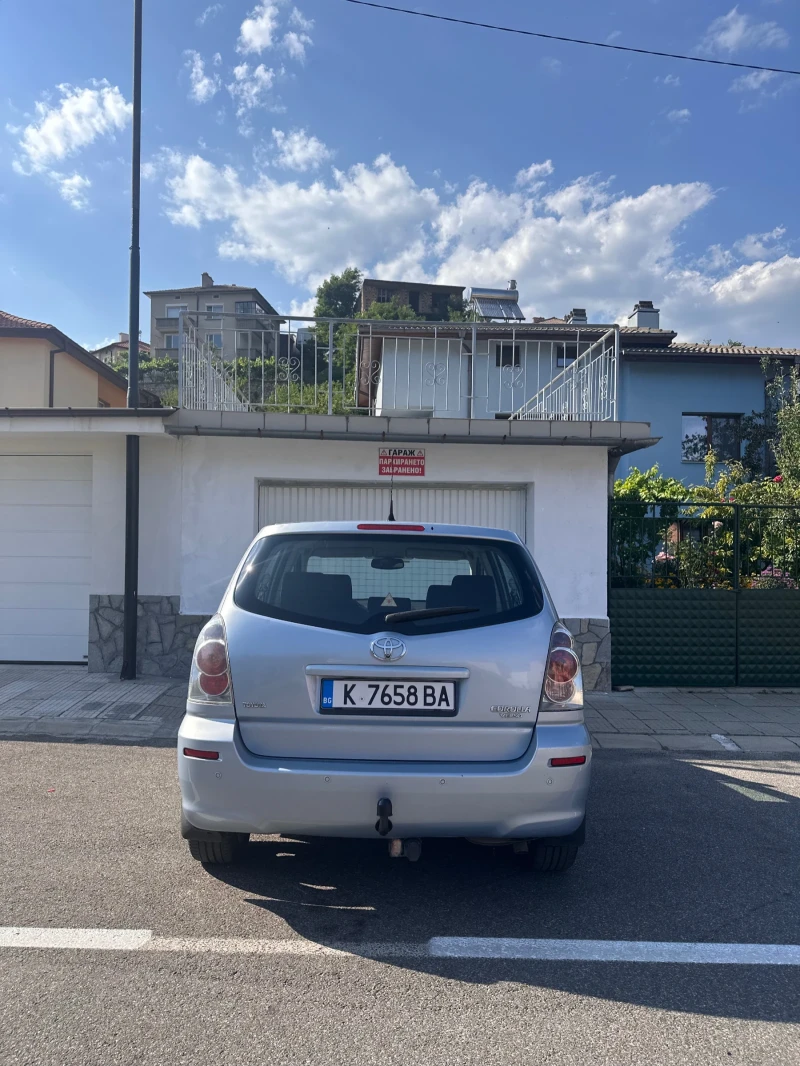 Toyota Corolla verso 1.8 VVT-I 6+ 1, снимка 4 - Автомобили и джипове - 52112583