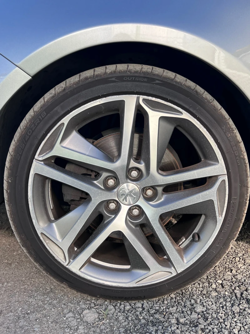Peugeot 308 2.0BlueHDI, снимка 13 - Автомобили и джипове - 51746604