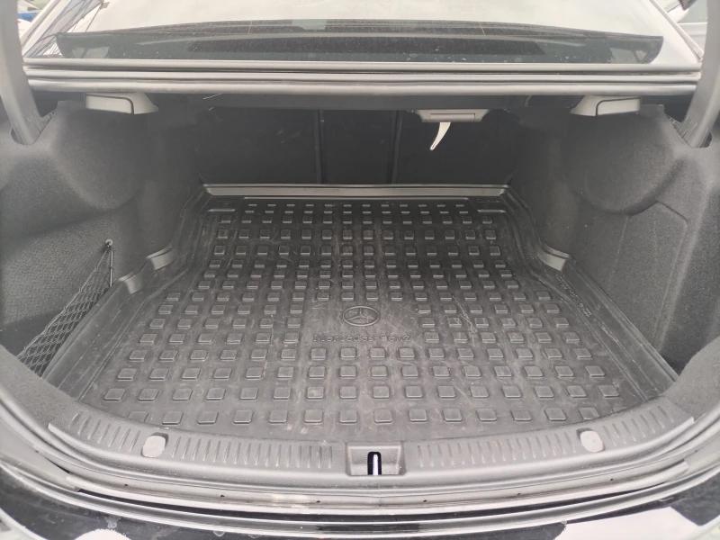 Mercedes-Benz E 220 Avangarde 9G 2.0CDI 194к.с., снимка 17 - Автомобили и джипове - 52053667