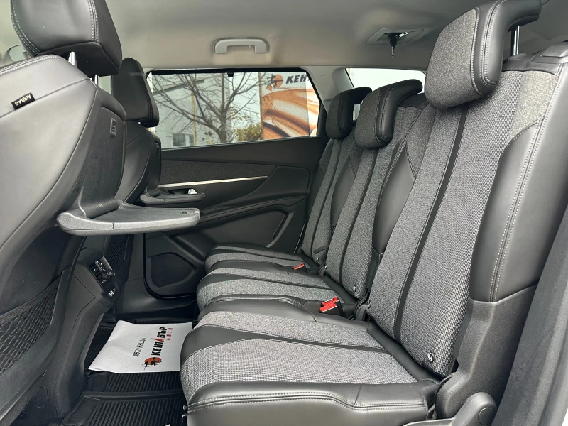 Peugeot 5008 1.6i 165 к.с./Гарантирани км/7 места/ГАРАНЦИЯ 6 М, снимка 9 - Автомобили и джипове - 52305160