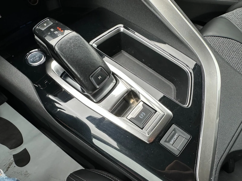 Peugeot 5008 1.6i 165 к.с./Гарантирани км/7 места/ГАРАНЦИЯ 6 М, снимка 13 - Автомобили и джипове - 52305160