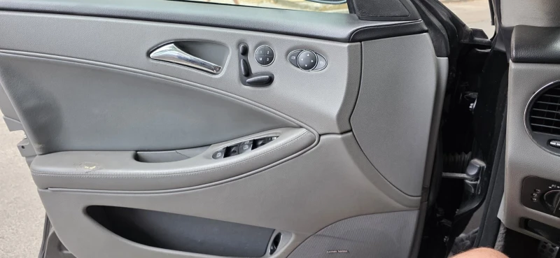 Mercedes-Benz CLS 350 CLS 350, снимка 6 - Автомобили и джипове - 52586159
