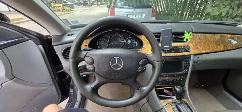 Mercedes-Benz CLS 350 CLS 350, снимка 4 - Автомобили и джипове - 52586159