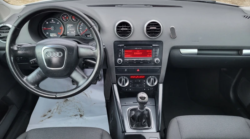 Audi A3 1.6TDi S-Line, снимка 15 - Автомобили и джипове - 53270962