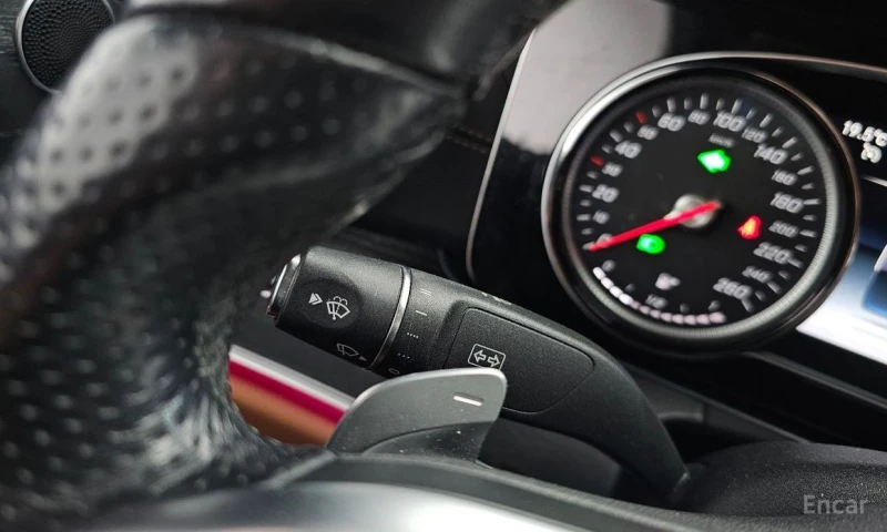 Mercedes-Benz E 220, снимка 9 - Автомобили и джипове - 53374020