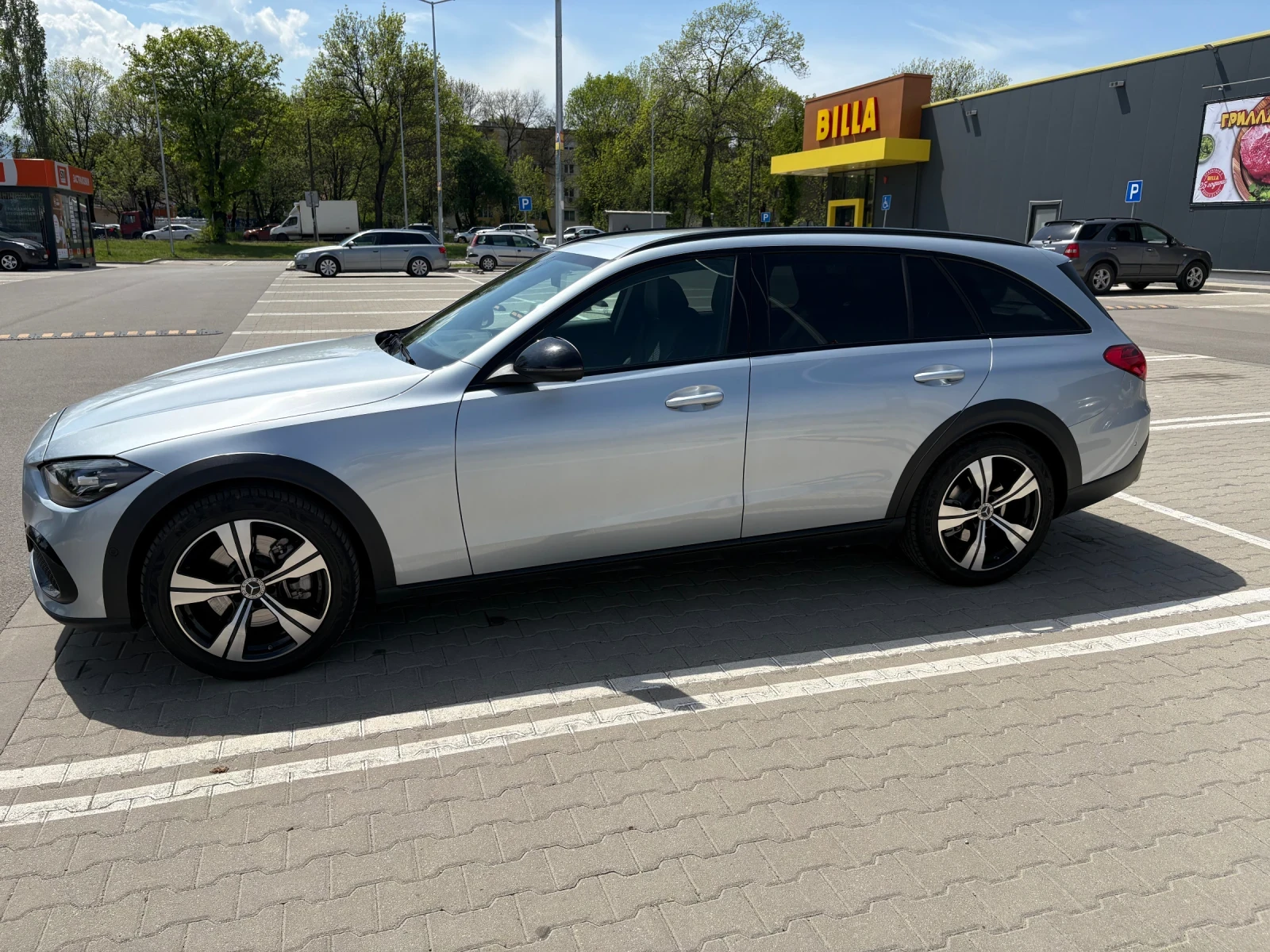 Mercedes-Benz C 220 All-Terrain - изображение 3