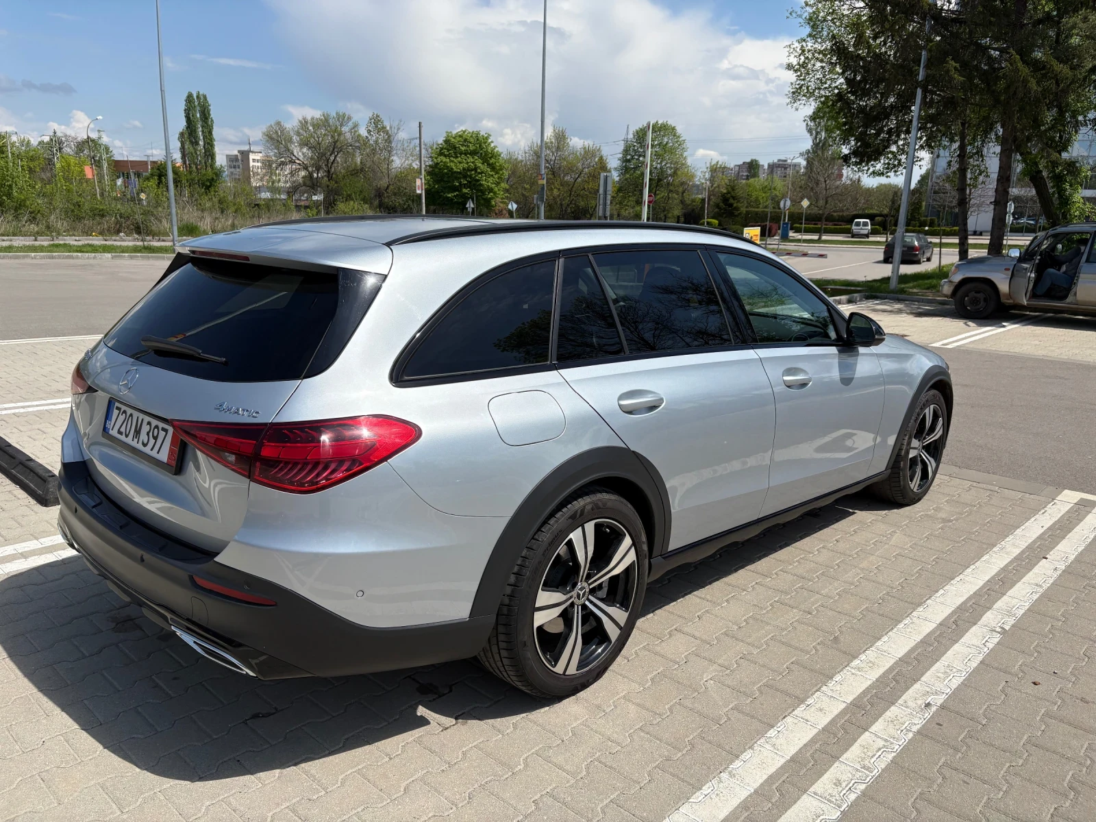 Mercedes-Benz C 220 All-Terrain - изображение 5