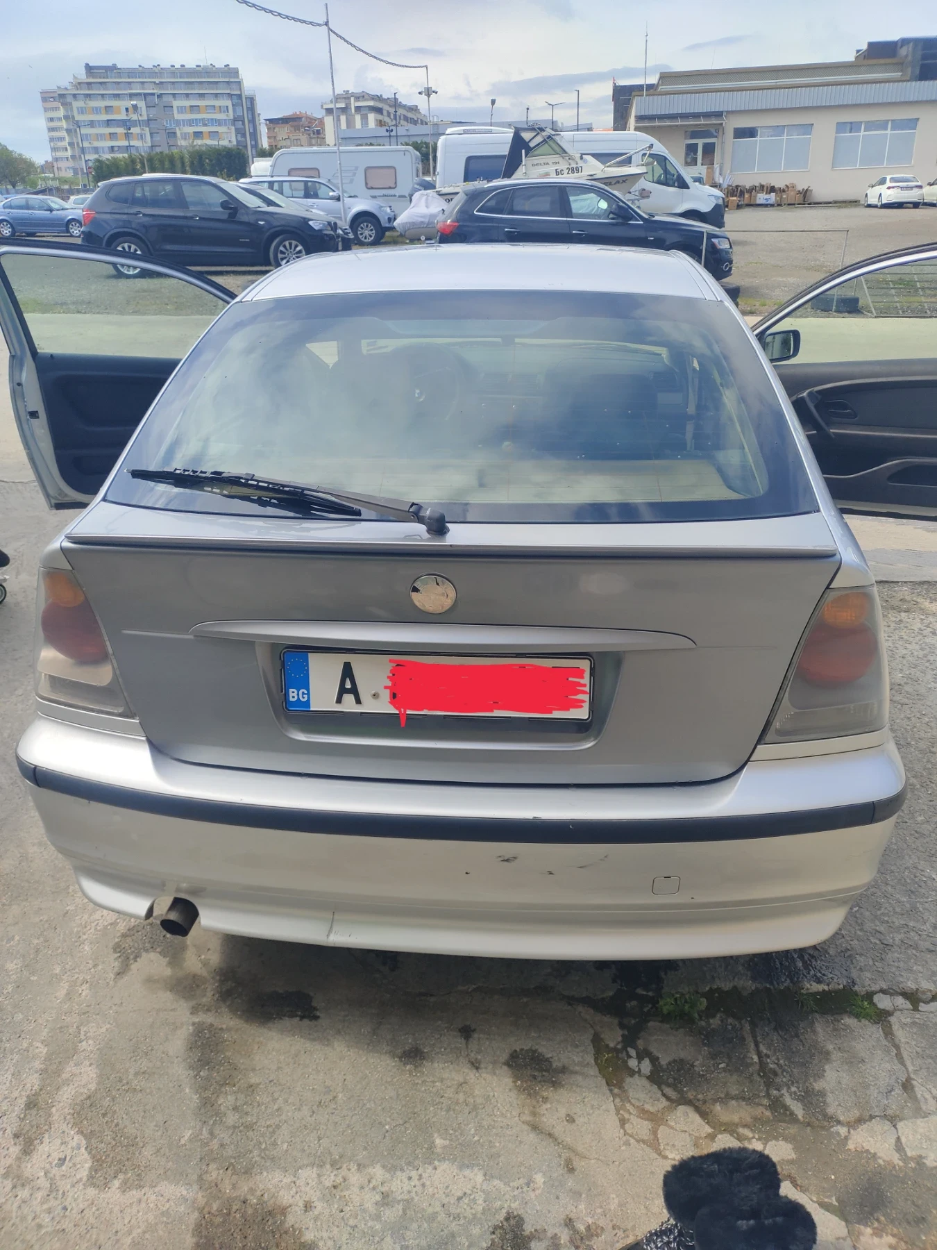 BMW 318  - изображение 3
