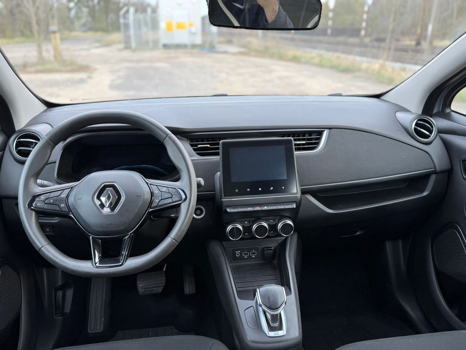 Renault Zoe 2 ZE 52 kWh - изображение 7