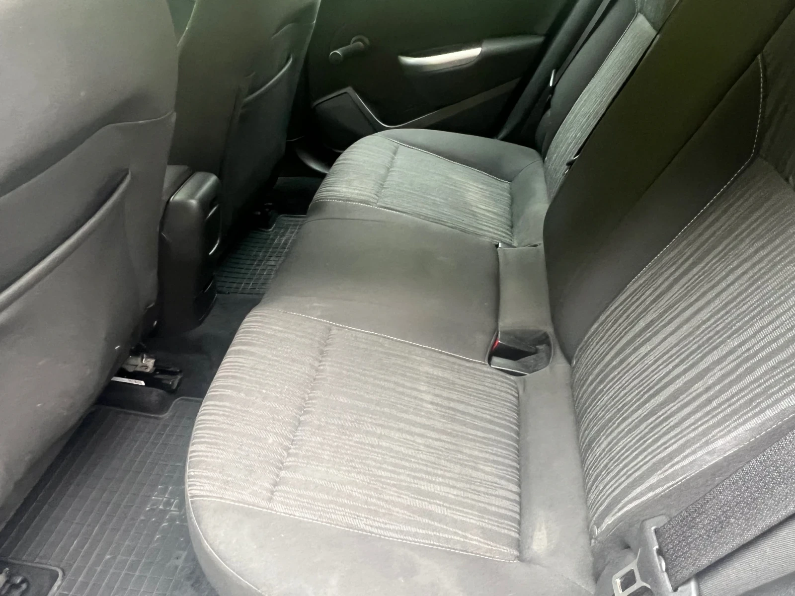 Opel Astra J - изображение 8