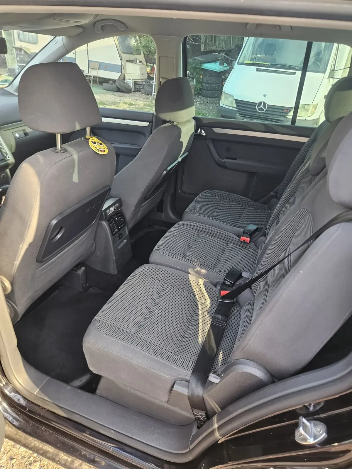 VW Touran 2.0 TDI - изображение 9