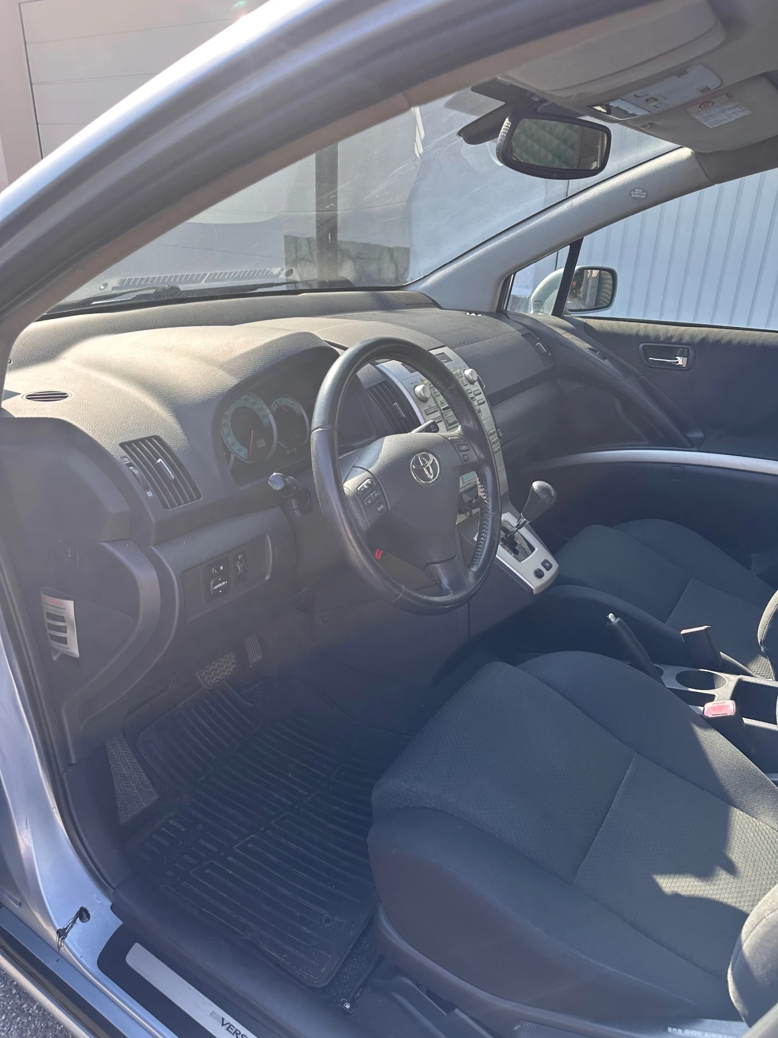 Toyota Corolla verso 1.8 VVT-I 6+ 1 | Mobile.bg � ����������� 11