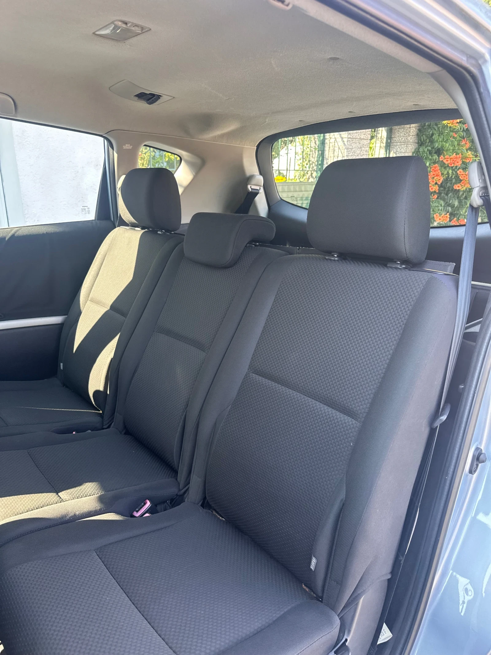 Toyota Corolla verso 1.8 VVT-I 6+ 1 | Mobile.bg � ����������� 14