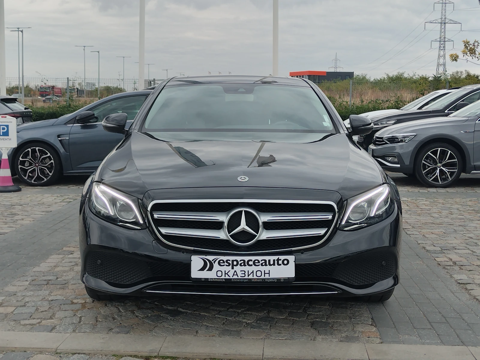 Mercedes-Benz E 220 Avangarde 9G - изображение 2