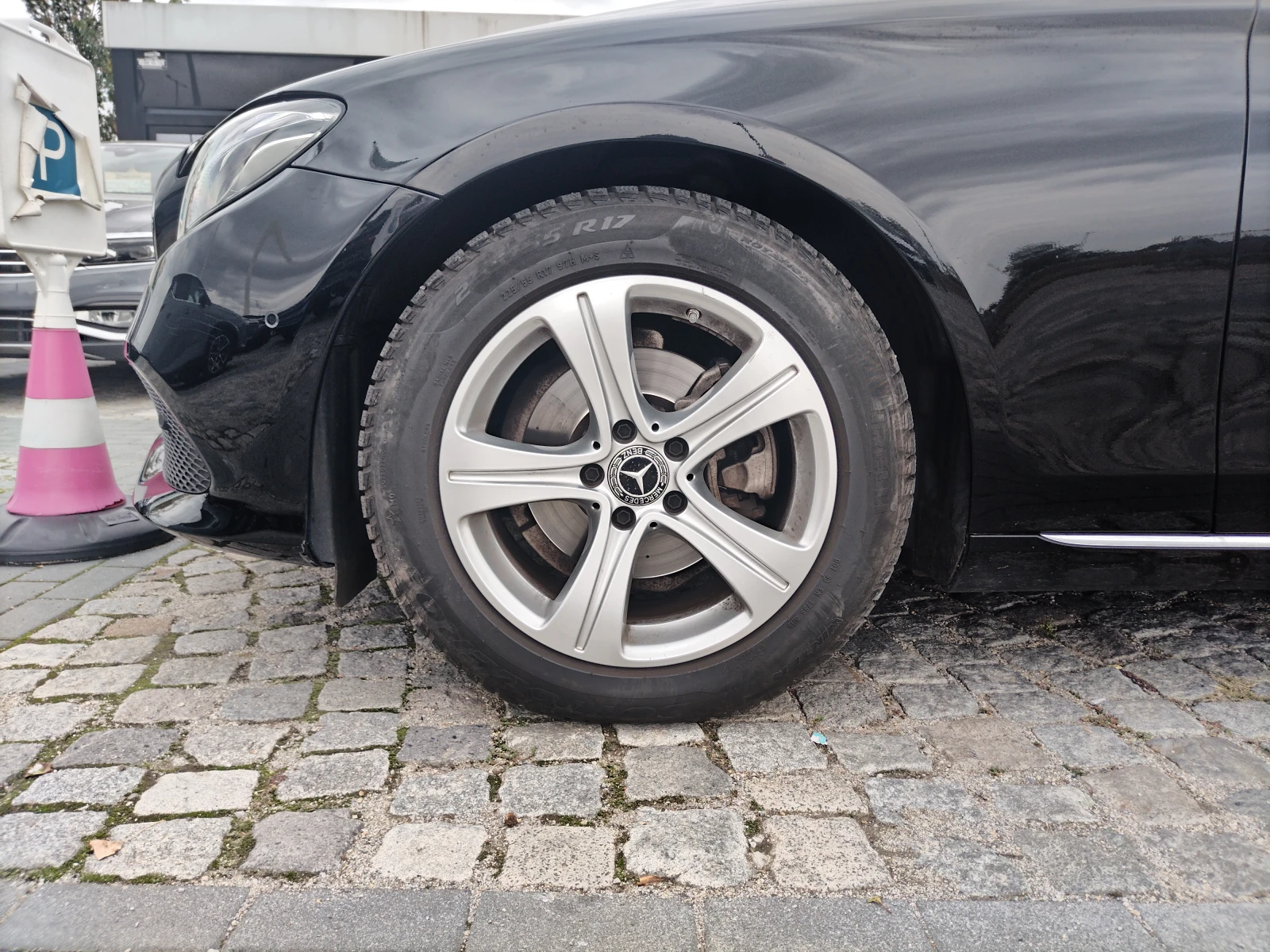 Mercedes-Benz E 220 Avangarde 9G - изображение 8